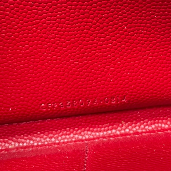 💯 Authentic YSL Chevron Pebble Leather Long Wallet - Picture 12 of 13